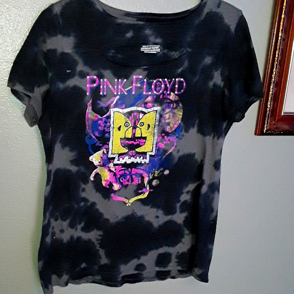 A pink floyd shirt from Kohl's